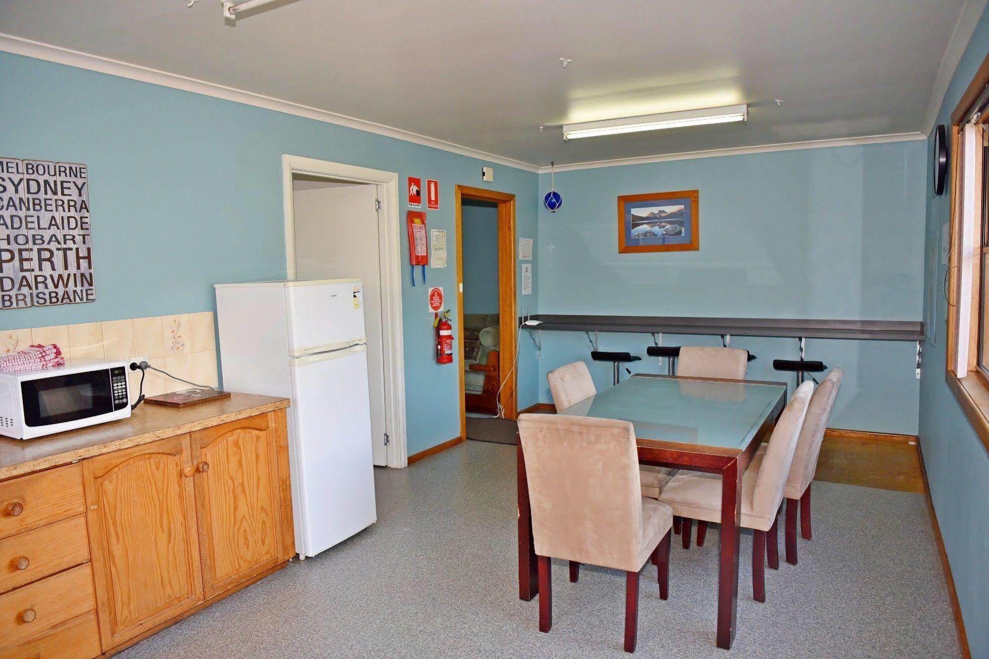 Bicheno Backpackers&Budget alojamiento Exterior foto