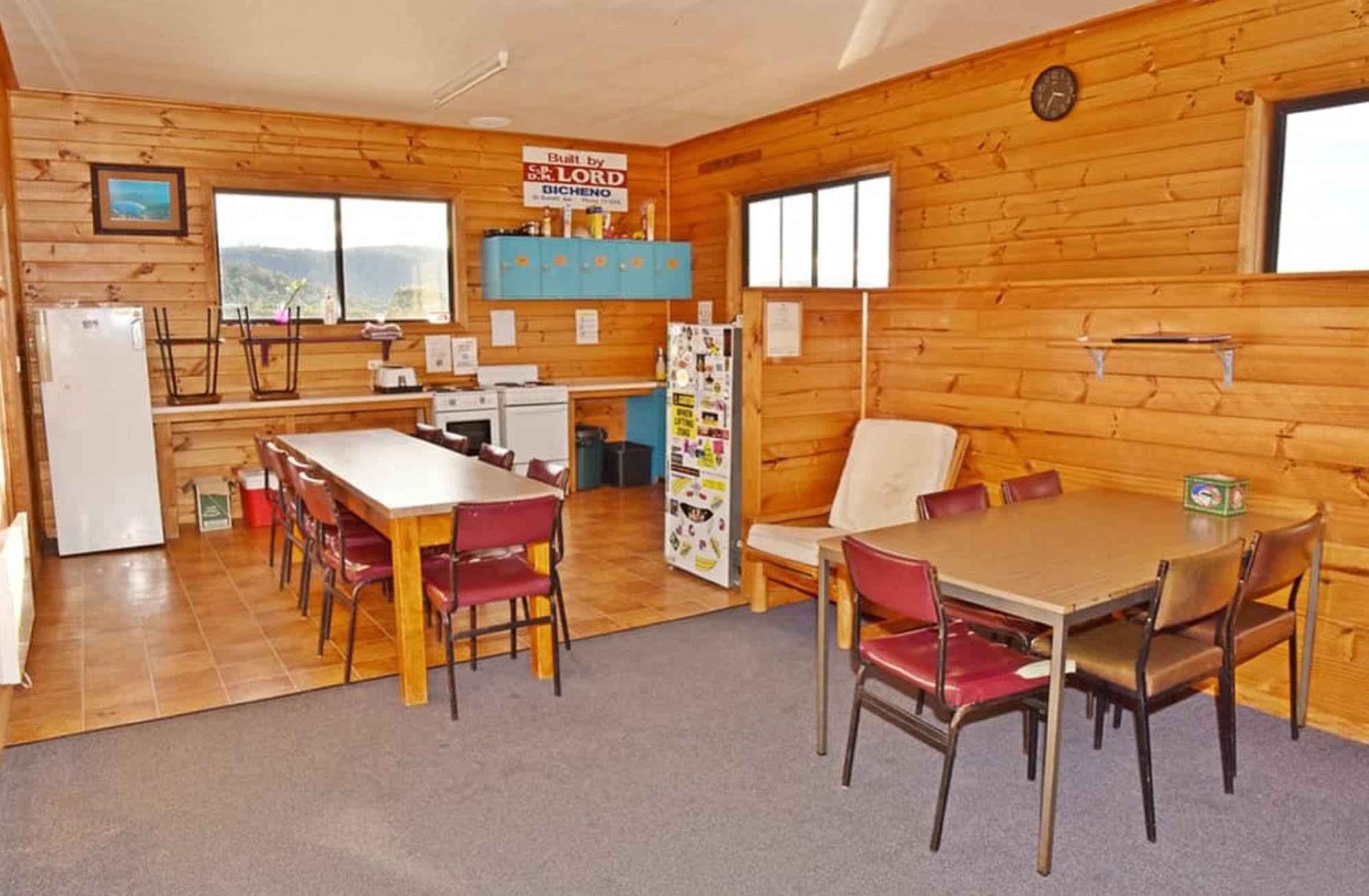 Bicheno Backpackers&Budget alojamiento Exterior foto
